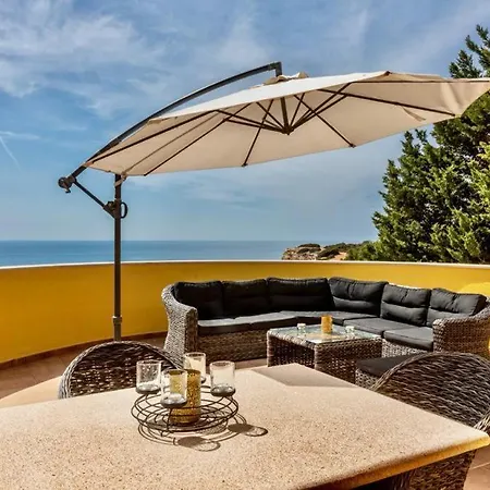 Villa On The Cliffs By Galantevasques 别墅